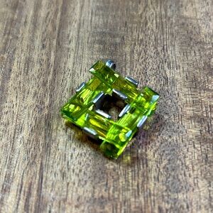 Peridot glass and 925 Silver Geometric pendant